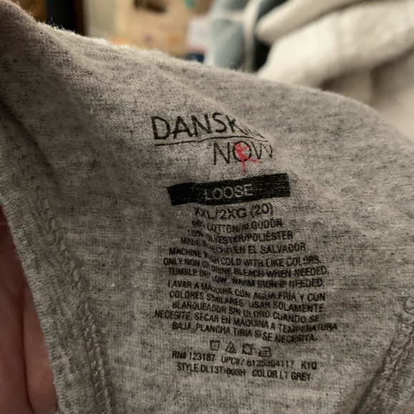 Razor back shirt - Picture 1 of 3